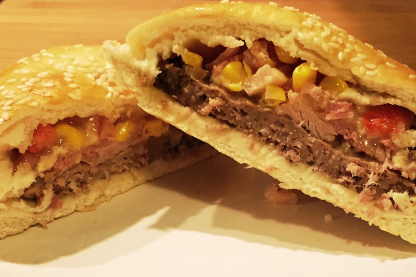  Hamburgao - Burger Empanada with Ham, Cheese, Tomato And Sweetcorn 